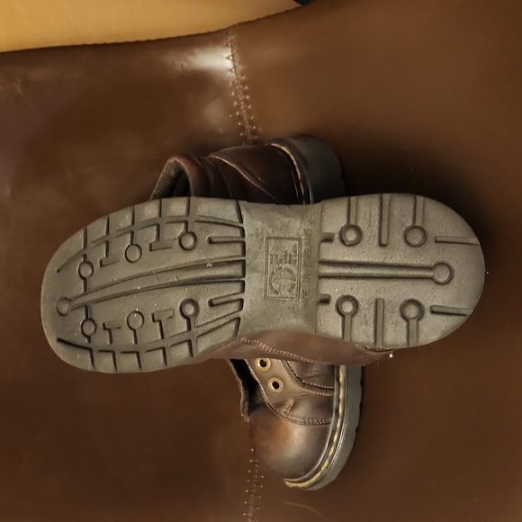 Dr. Martens 9352 Vintage Boots Made in England - Picture 7 of 10